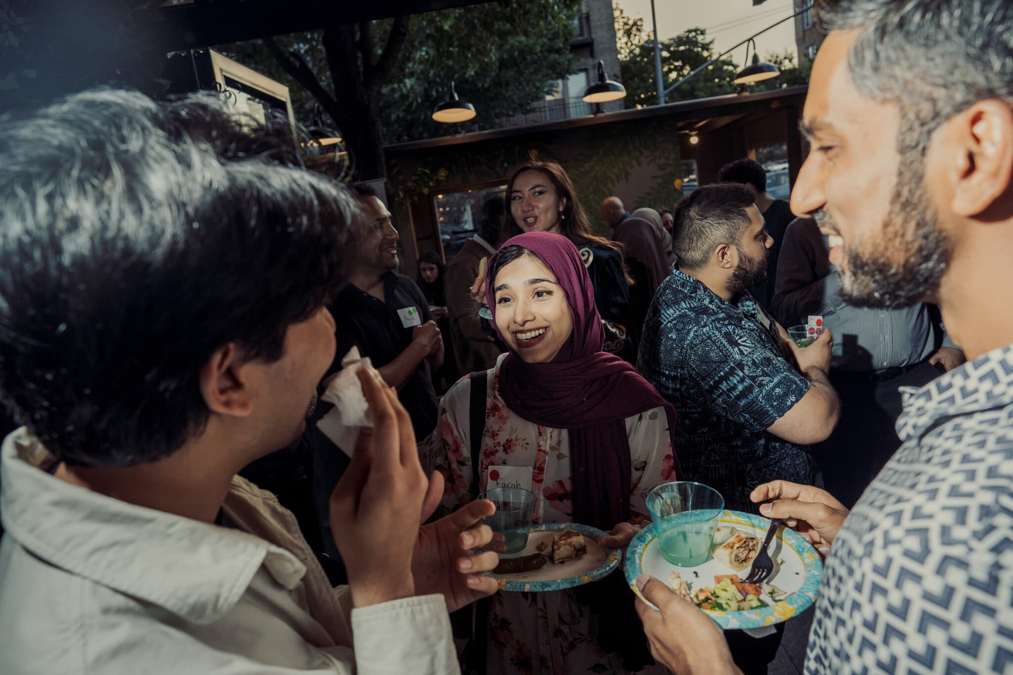 Can Muslim Couples Meet Before Marriage? What Islam Actually Allows — And What It Doesn't